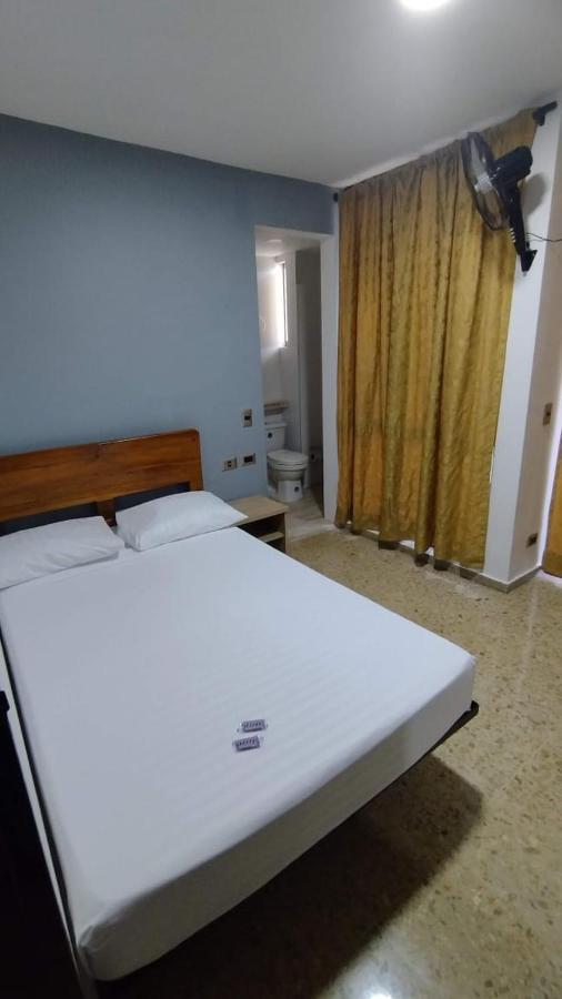 Hotel Medellin Kapital Eksteriør bilde