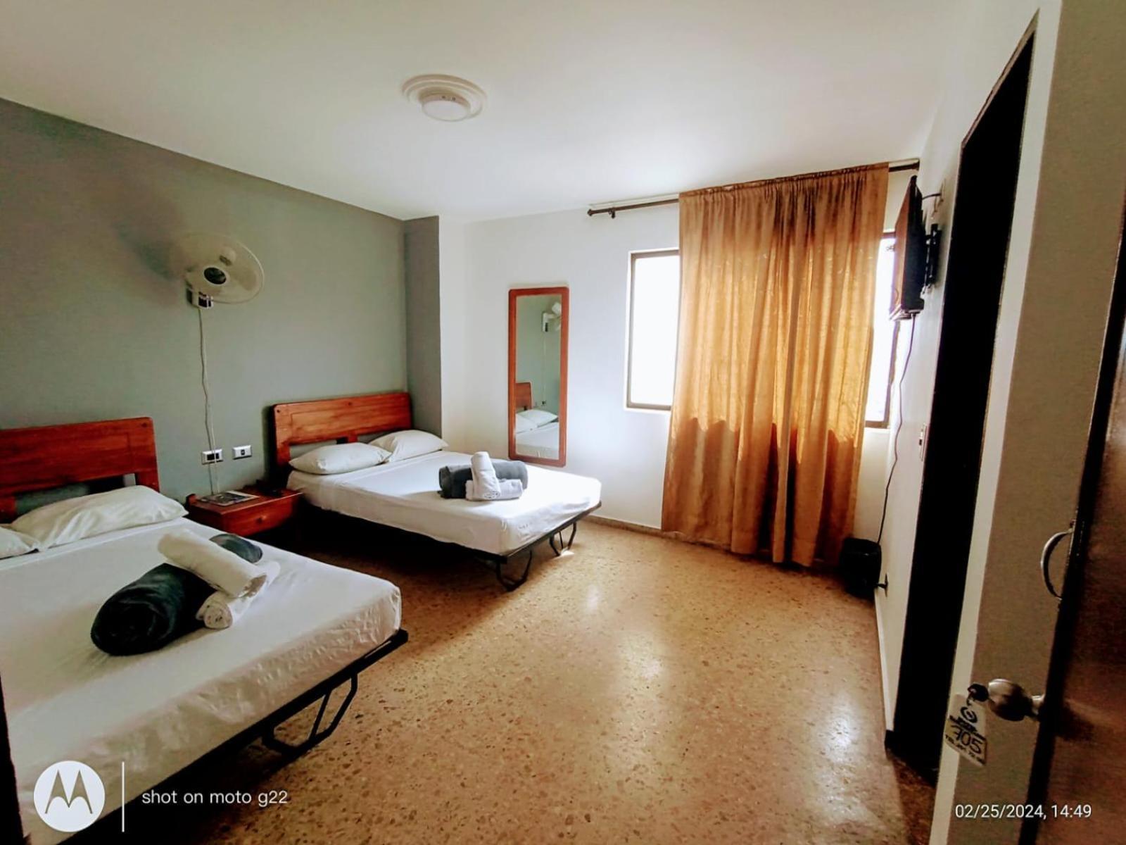 Hotel Medellin Kapital Eksteriør bilde