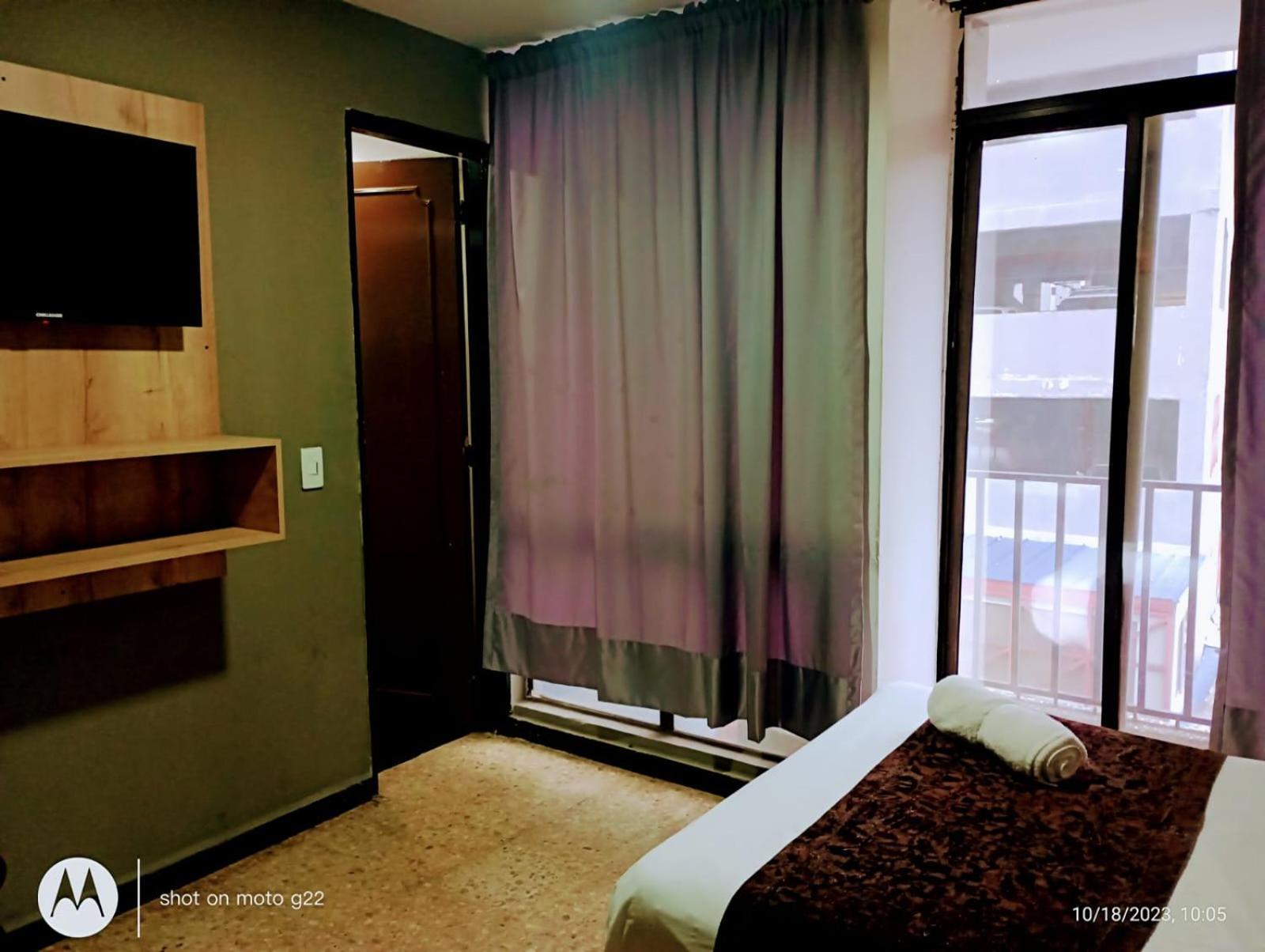 Hotel Medellin Kapital Eksteriør bilde